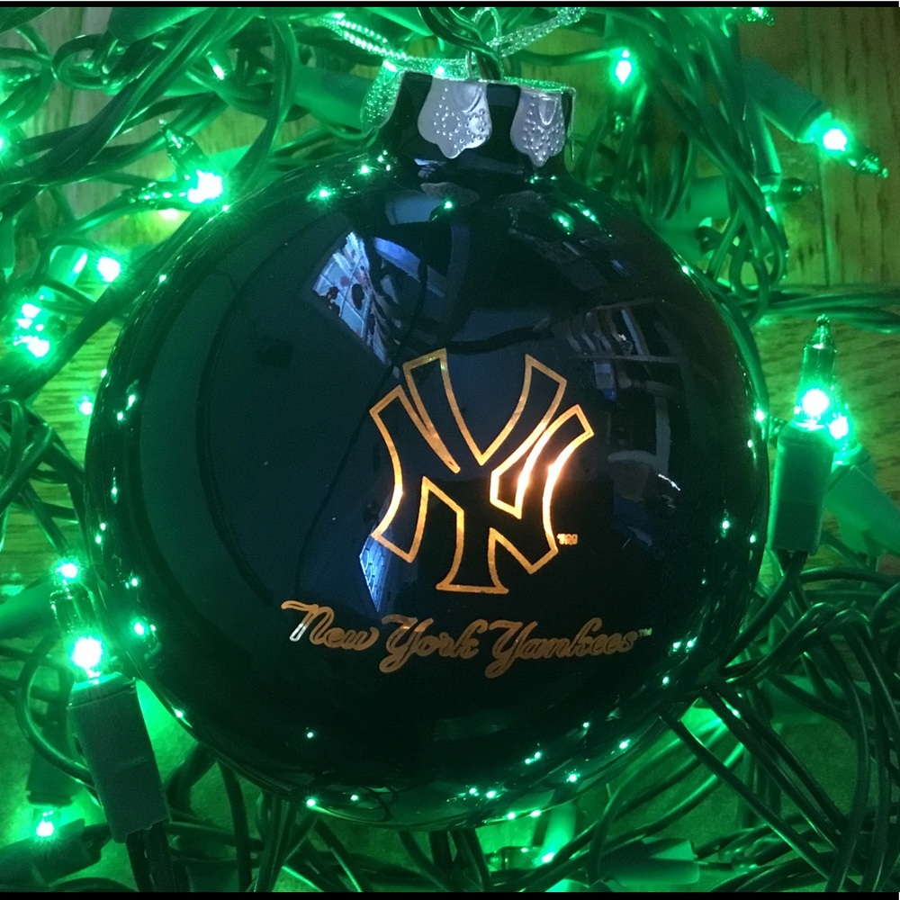~NEW YORK YANKEES~ LASER ENGRAVED KEEPSAKE